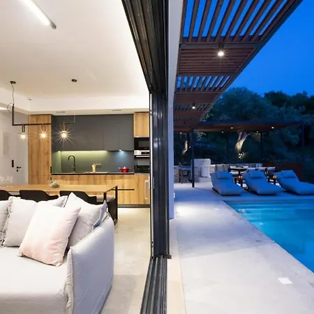 Brand New High-End Faos Villas One * Fternon